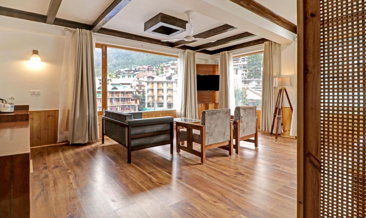 Treebo Premium Sattva With Mountain View Hotel Manali  Exterior photo