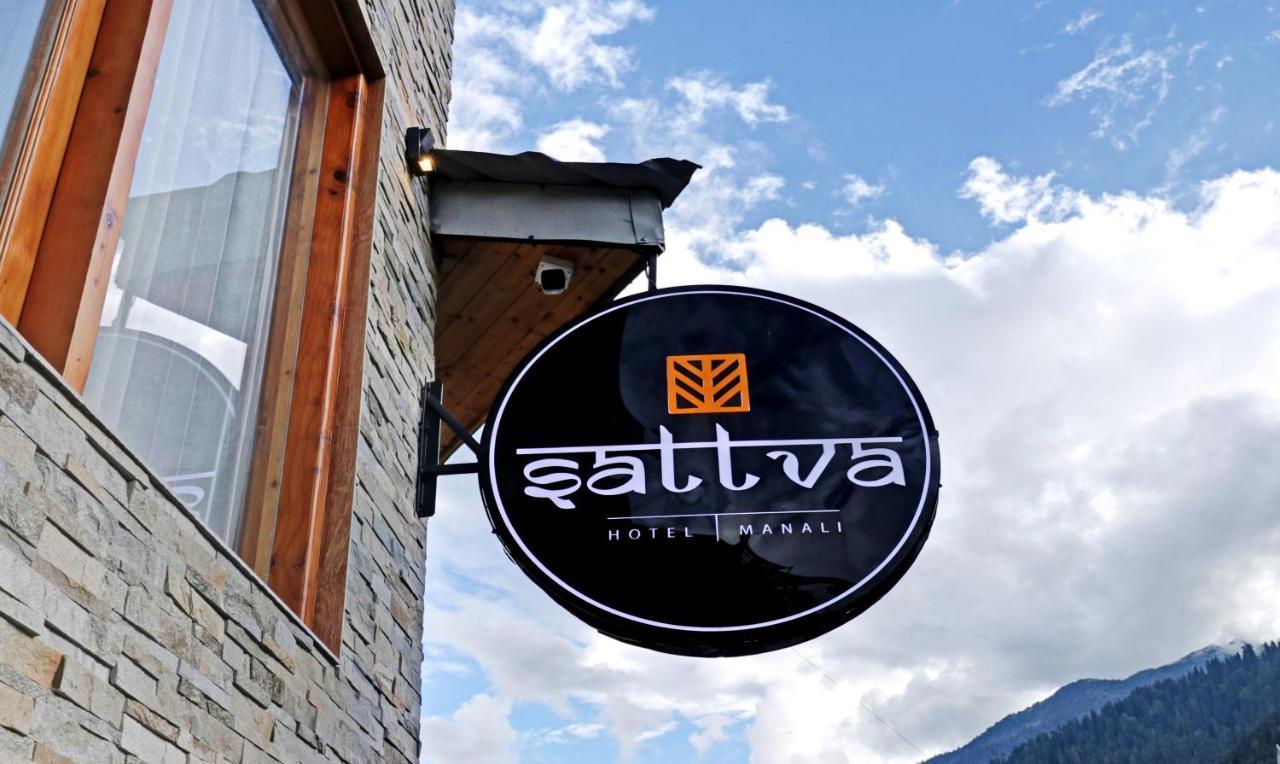 Treebo Premium Sattva With Mountain View Hotel Manali  Exterior photo