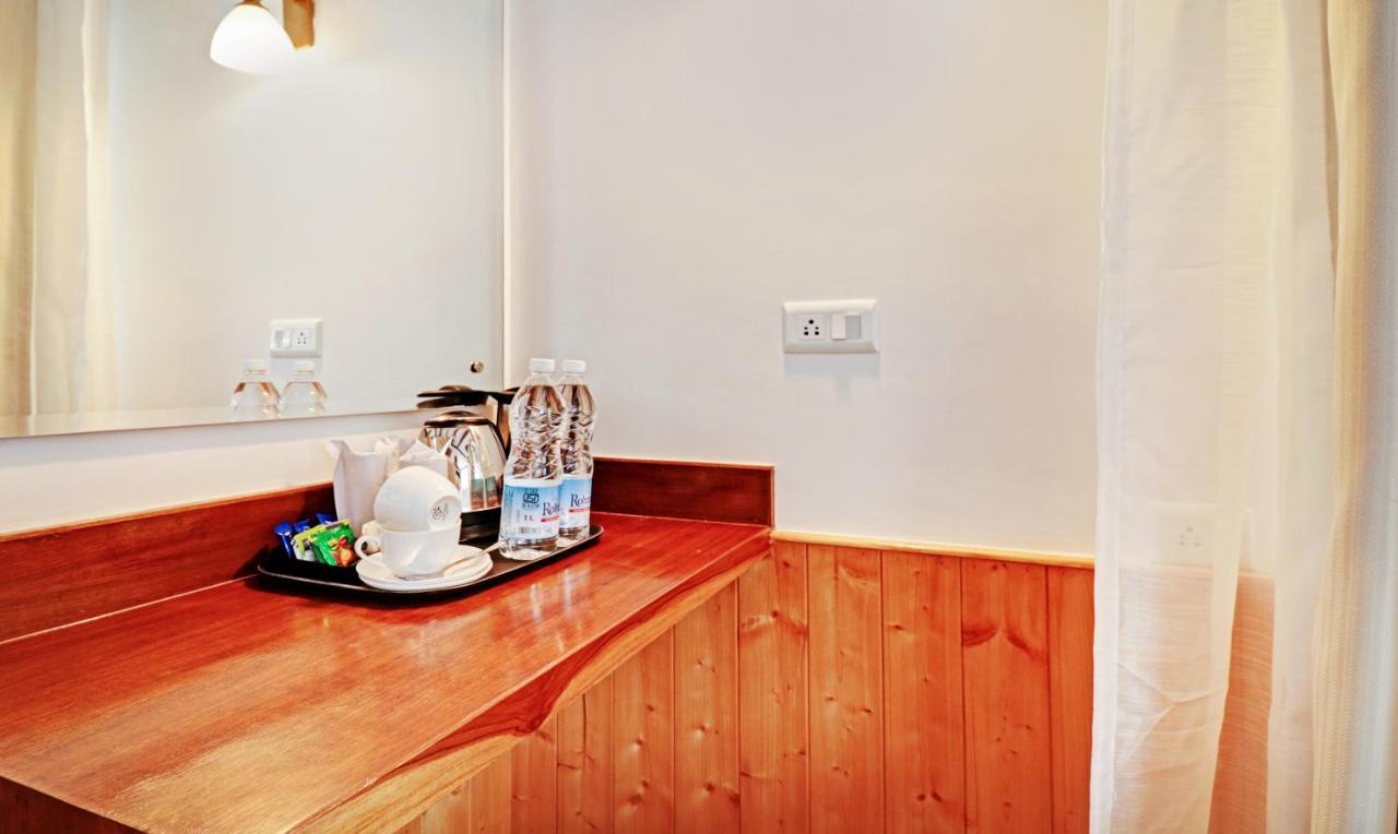 Treebo Premium Sattva With Mountain View Hotel Manali  Exterior photo